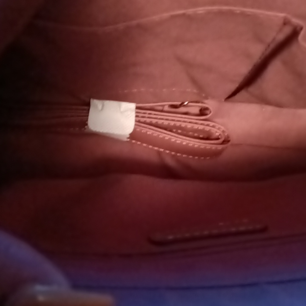 Purse - Picture 3 of 4